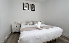 Apartamenticos Plaza Del Pilar III